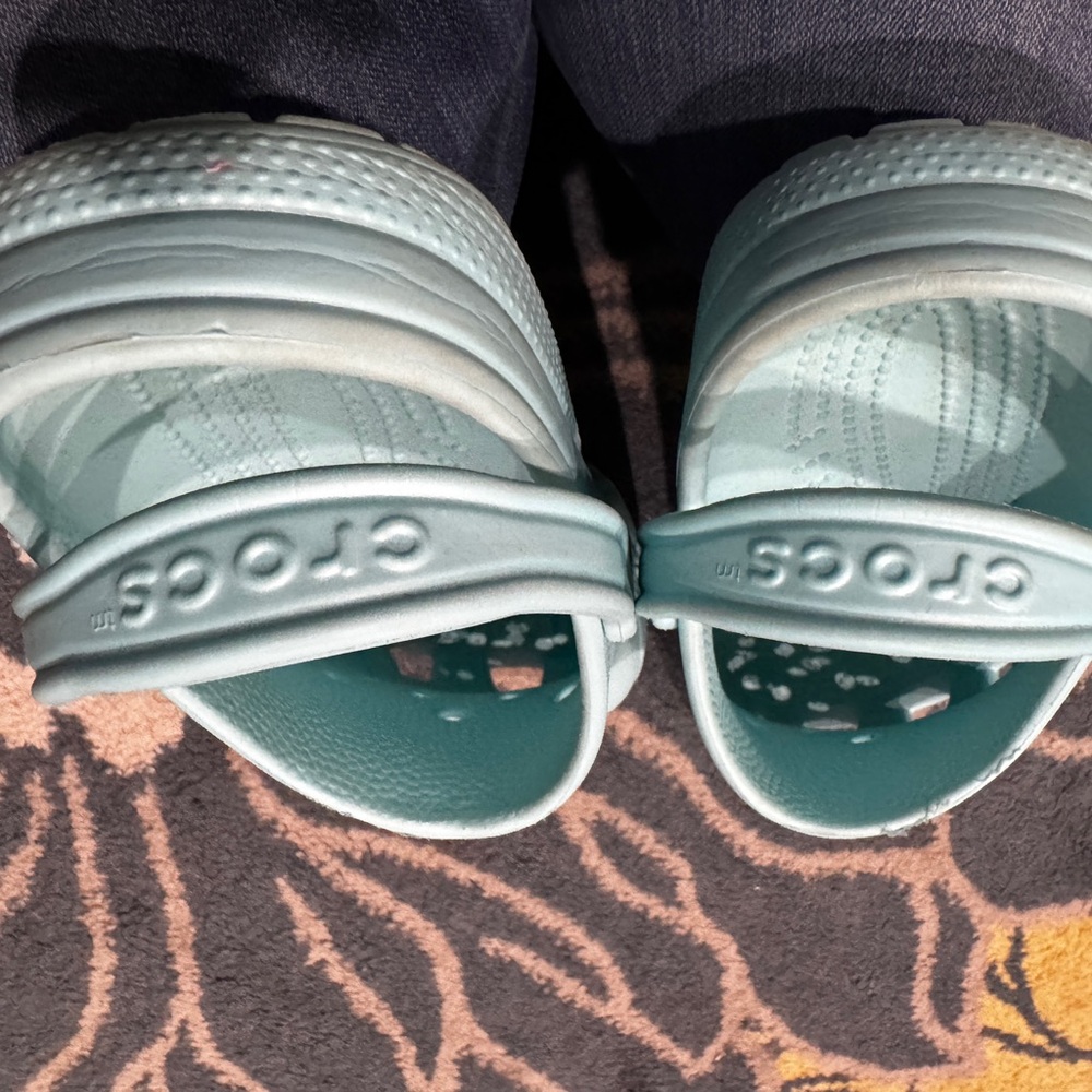 CROCS Baby Blue color Men’s size 10 Women’s size 8 - Picture 4 of 9